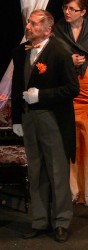 Miroslav Vik jako Nonancourt, Helenčin otec a majitel velkozahradnictví