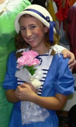 Lucie Havrdová jako Lucinka, sestřenka, teprve bude bohatá nevěsta